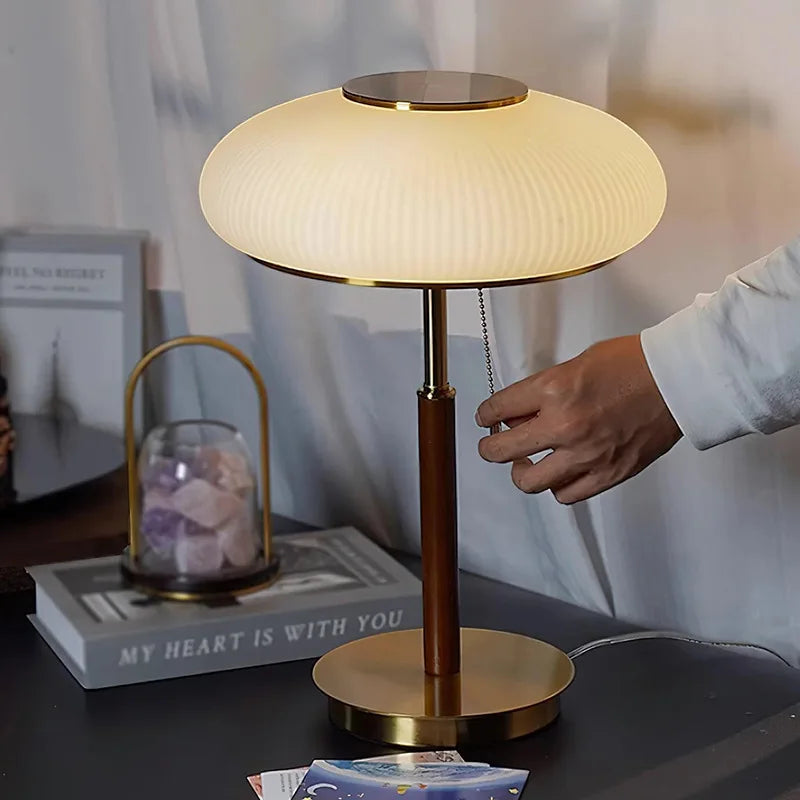 OPALYS – Lampe de Bureau Vintage en Verre Blanc