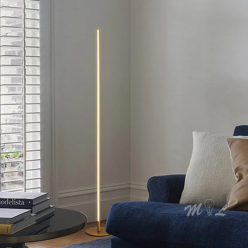 HALO – Lampadaire Nordique Doré Dimmable