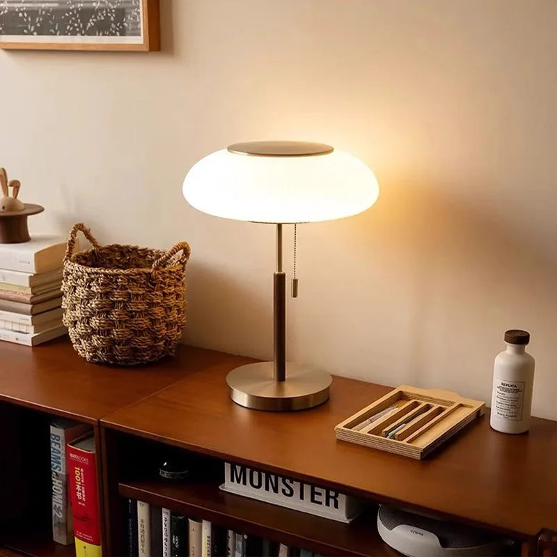 OPALYS – Lampe de Bureau Vintage en Verre Blanc