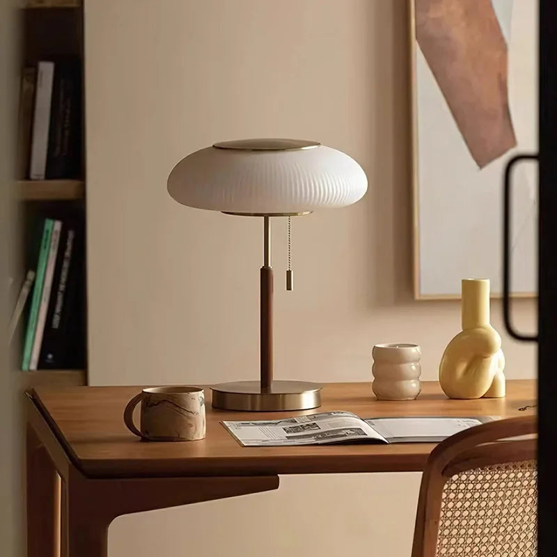 OPALYS – Lampe de Bureau Vintage en Verre Blanc